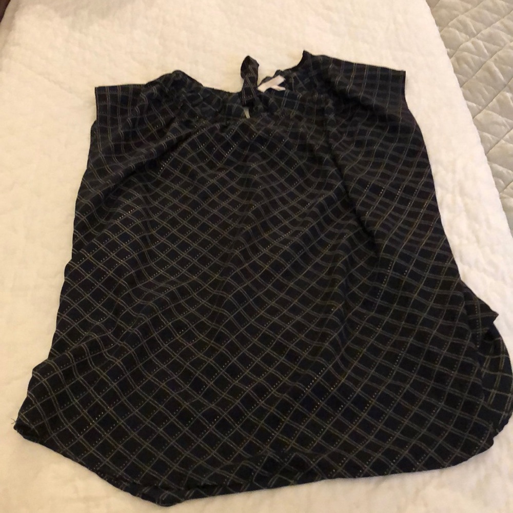 Lauren Conrad blouse size large